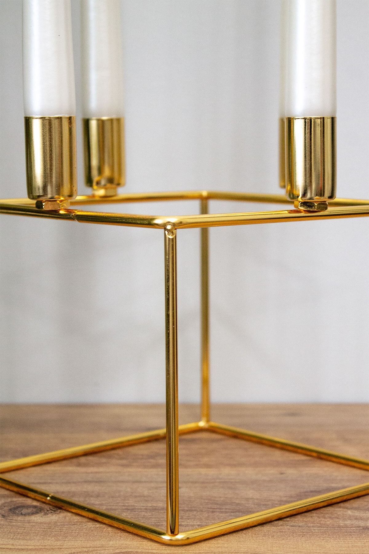 Dörtlü Küp Şamdan Mumluk Dekoratif Mumluk Gold Paslanmaz Gold Metal 20 Cm Ev Dekorasyon