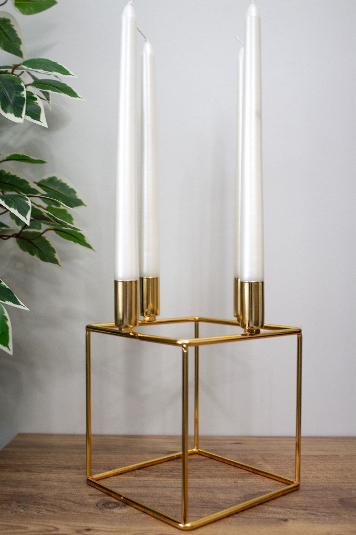 Dörtlü Küp Şamdan Mumluk Dekoratif Mumluk Gold Paslanmaz Gold Metal 20 Cm Ev Dekorasyon