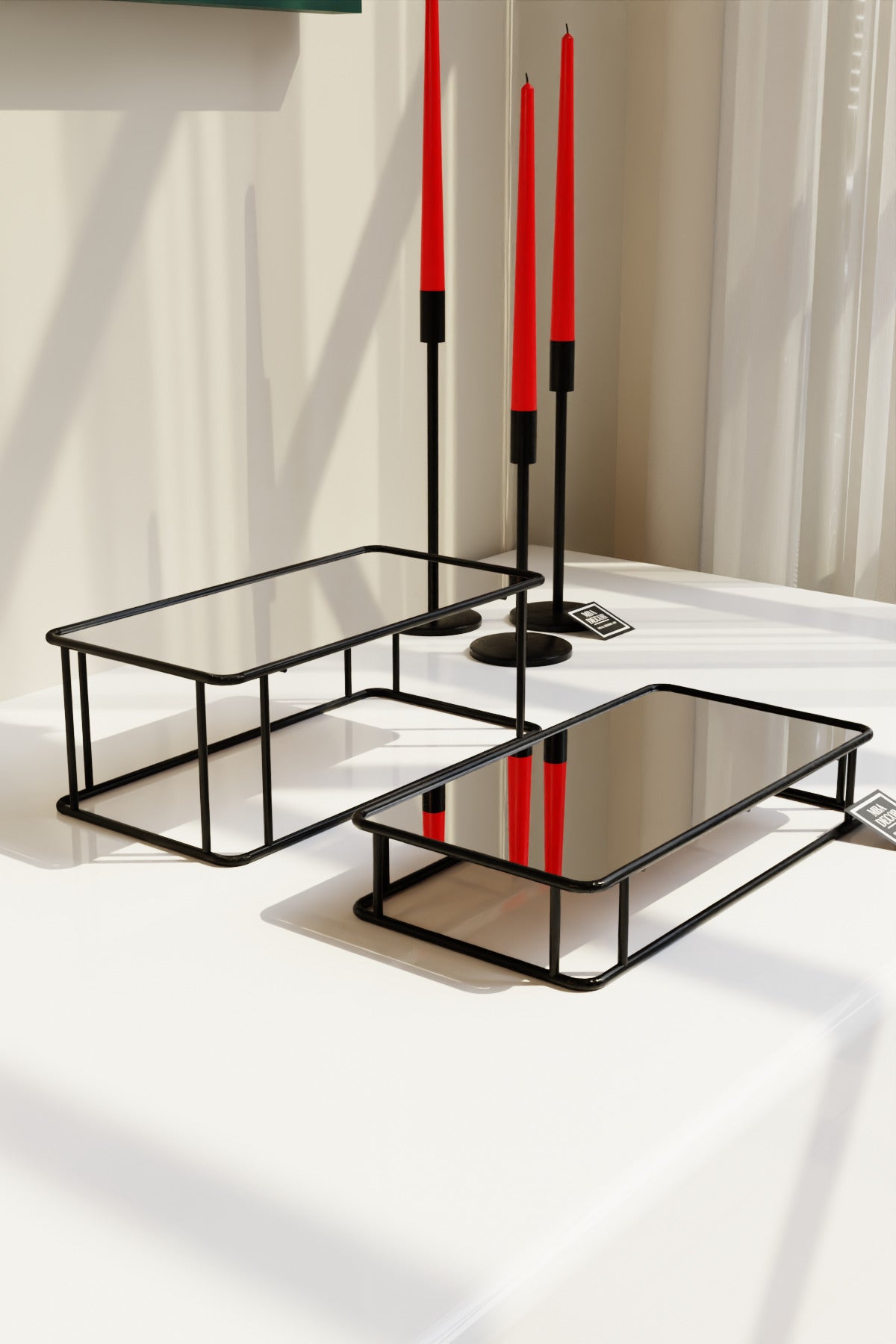 Prisma Model Siyah Aynalı Sunum Tepsisi – İkili Set | Dekoratif & Şık Sunum 30x15cm